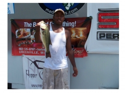 Click to view Big_Bass.JPG