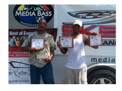 Click to view Big_Bass_And_3rd_Place.JPG