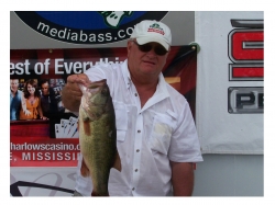 Click to view Big_Bass.JPG