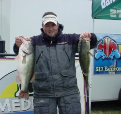 Click to view DSC00125.JPG
